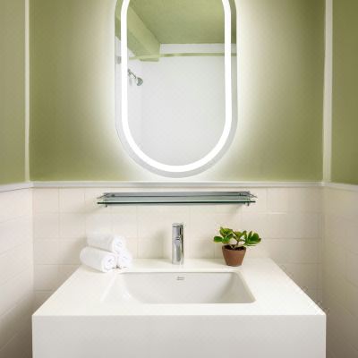 One-Bedroom Queen Suite One-Bedroom Queen Suite Row NYC New York Promo Code