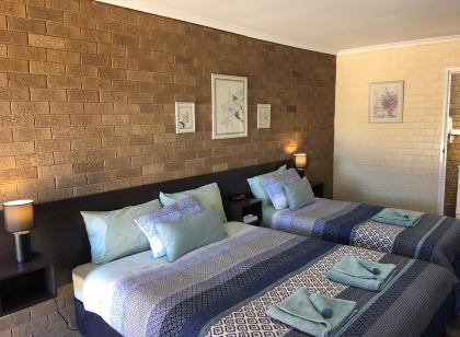 Camellia Motel