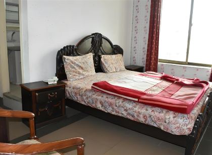 Hotel Summer Palace