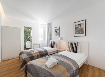 GuestReady - Relaxing Moment in a Vibrant City