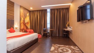oyo-89423-zenz-hotel