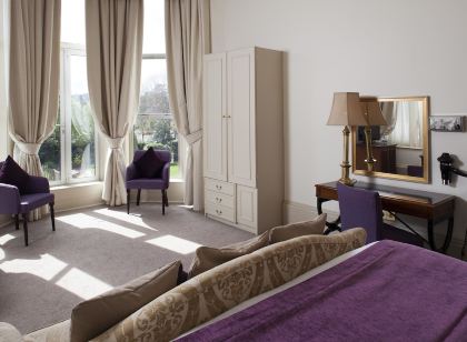 Abbey Sands Hotel