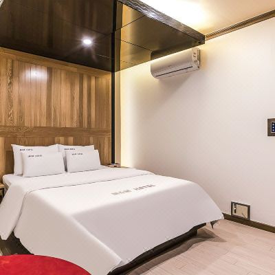 Deluxe Room Deluxe Room MGM Hotel Promo Code