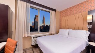 holiday-inn-new-york-city-times-square-an-ihg-hotel
