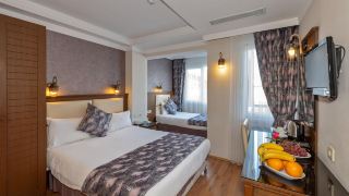 aristocrat-hotel
