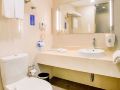 holiday-inn-express-dalian-city-center