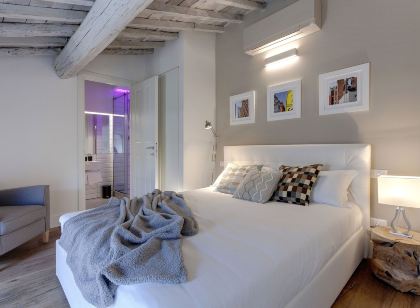 Mamo Florence - St. Elizabeth Tower Apartment