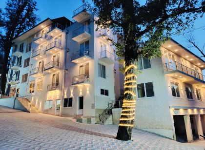 Pinemont Hotel