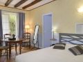logis-manoir-de-la-giraudiere