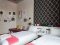 hostel-red