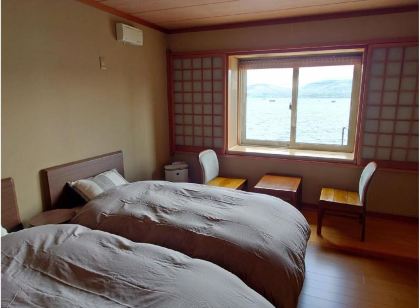 湖畔の宿 さざなみ