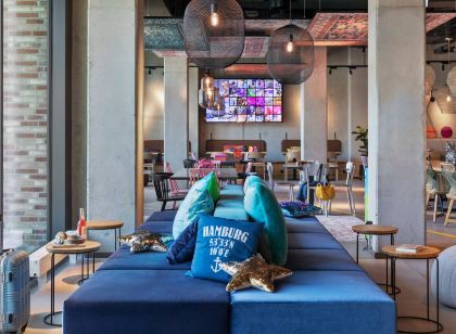 Moxy Hamburg City