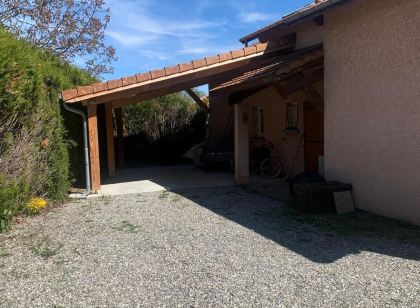 South-facing villa in the heights of GAP with panoramic mountain views