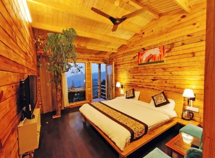 Treehouse Resort