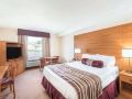 super-8-by-wyndham-cornwall-on