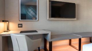 ac-hotel-by-marriott-boston-downtown