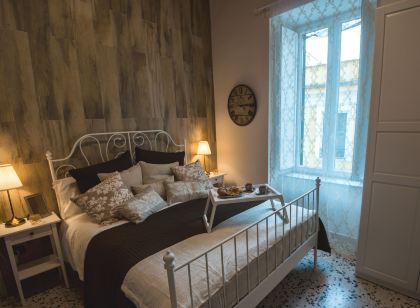 Elegant B&B - Il Vicolo Storico