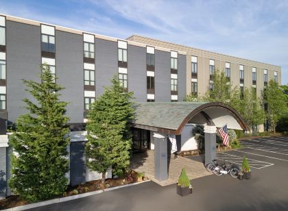 프리포인트 호텔 케임브리지 태피스트리 컬렉션 바이 힐튼