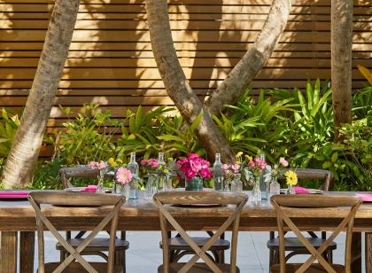 The Sarasota Modern, a Tribute Portfolio Hotel