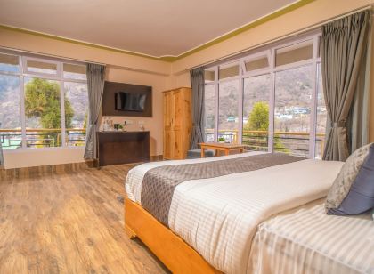 Divine Brookyard Resort