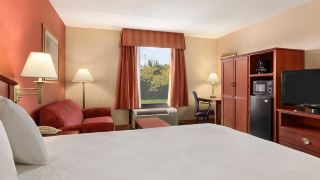 hampton-inn-harrisburg-west