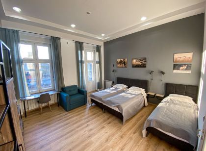 K43 Rooms and Apartments