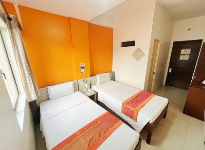 Travelbee Business Inn