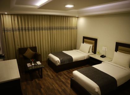 Hotel Swarnaa Paradise