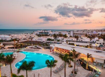 Hotel Lava Beach
