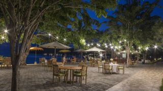 sylvia-hotel-and-resort-komodo