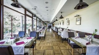 hotel-crocus