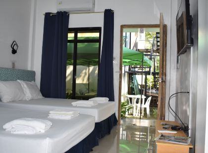 Seaside Traveler's Inn by Camiguin Island Home