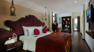 ambassador-hanoi-hotel-and-travel