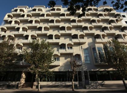 Ambassadeurs Hôtel