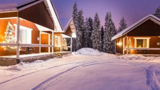 santa-claus-holiday-village