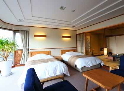 鷺乃湯飯店 (Hotel Saginoyu)