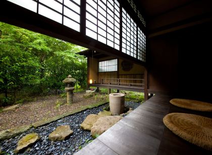 ゆふいん月燈庵