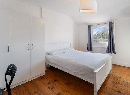 Westbourne Place Rooms - by Clifton Short Lets
