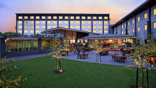 novotel-auckland-ellerslie