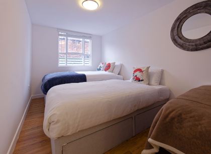 Sidemersey Livings - Spacious Loft for Bigger Groups - Very Central and Cosy