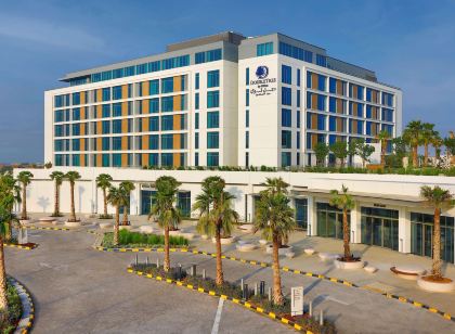 DoubleTree by Hilton Abu Dhabi Yas Island Residences