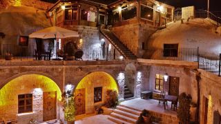 grand-cave-suites