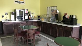 days-inn-by-wyndham-hillsboro