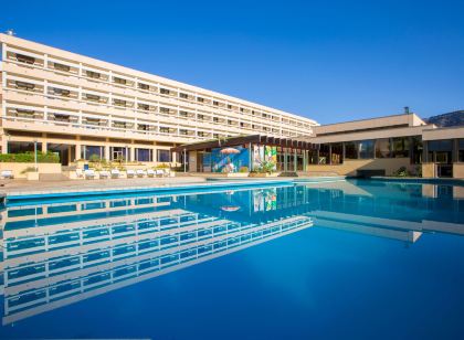 利帕裡島 M 俱樂部