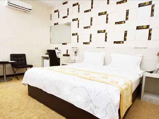 Hotel Tebrau CT Rooms