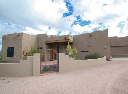 Saguaro Sunset Retreat