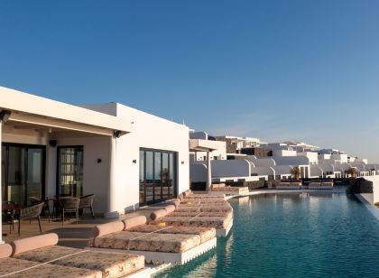 Cresanto Luxury Suites