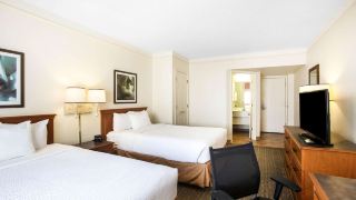 la-quinta-inn-by-wyndham-austin-capitol-downtown