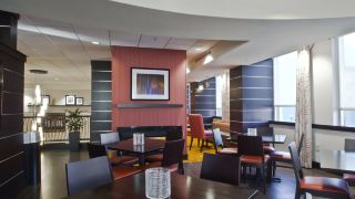 hampton-inn-and-suites-columbus-downtown-ohio