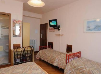Hotel Elena